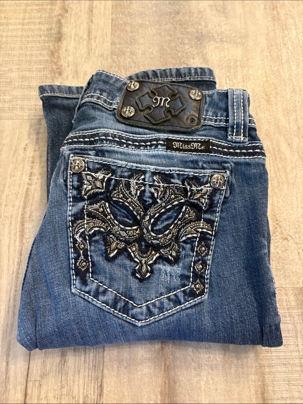Miss Me Boot Jeans 27